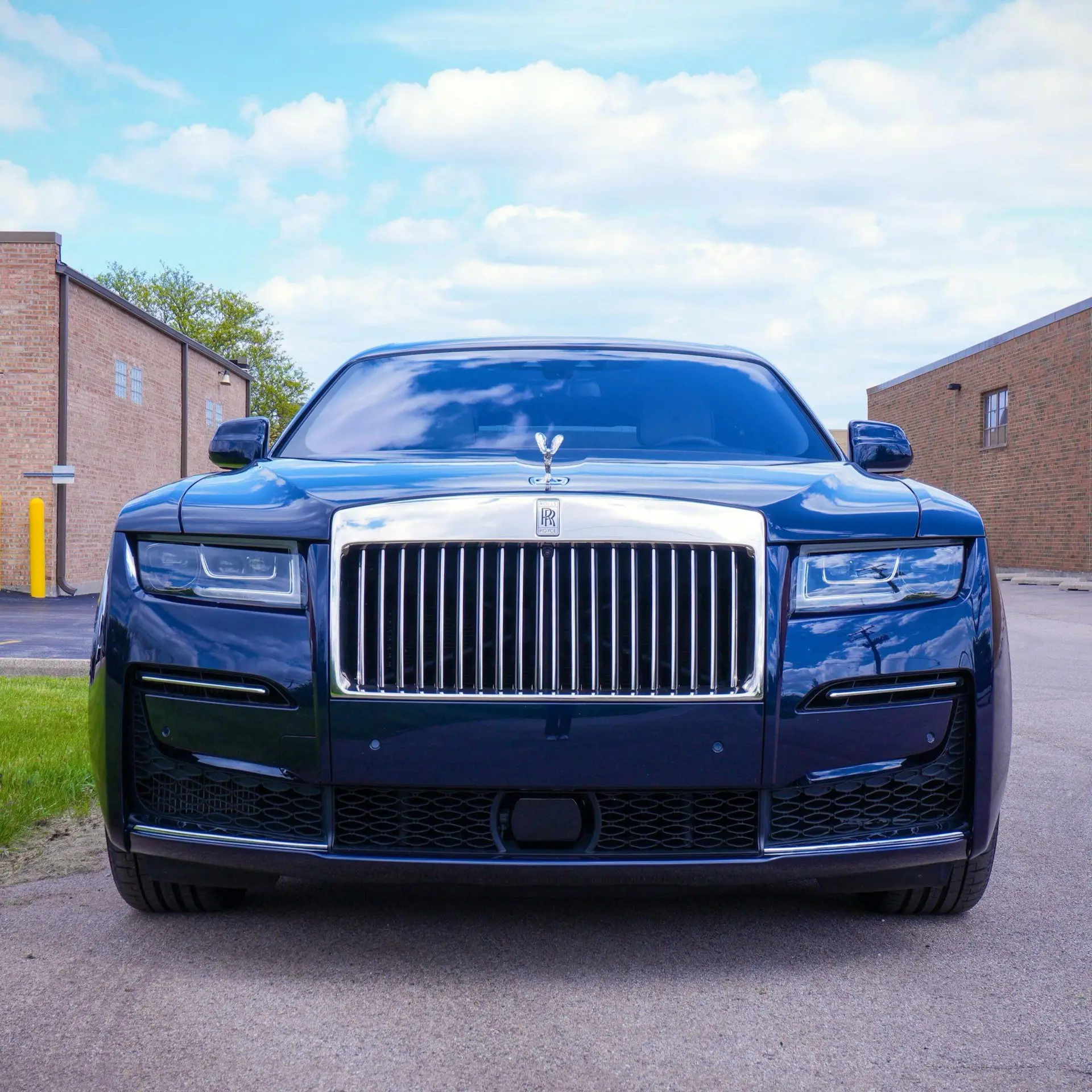 Ceramic Window Tint - Wheeling - Northbrook - Rolls Royce-1